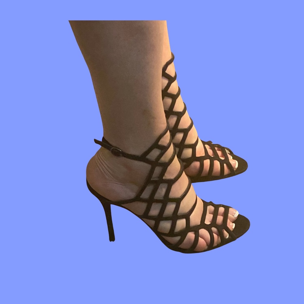 Steve Madden Black Heels, size 7.5, Leather Upper, 4.5” open-toed